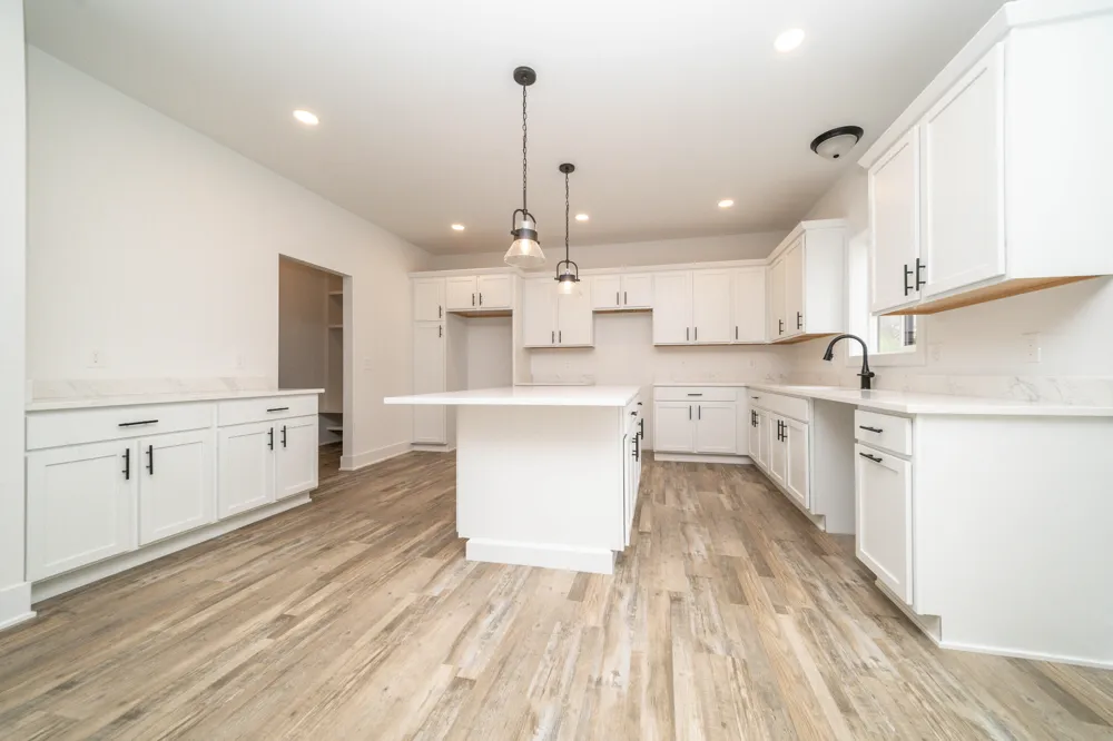 11200 Tremont Lane Plymouth Charter Township, MI 48170