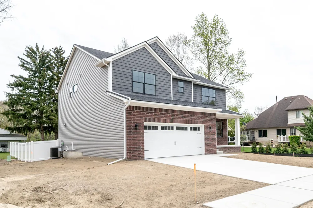 11200 Tremont Lane Plymouth Charter Township, MI 48170