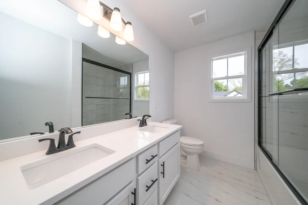 11200 Tremont Lane Plymouth Charter Township, MI 48170