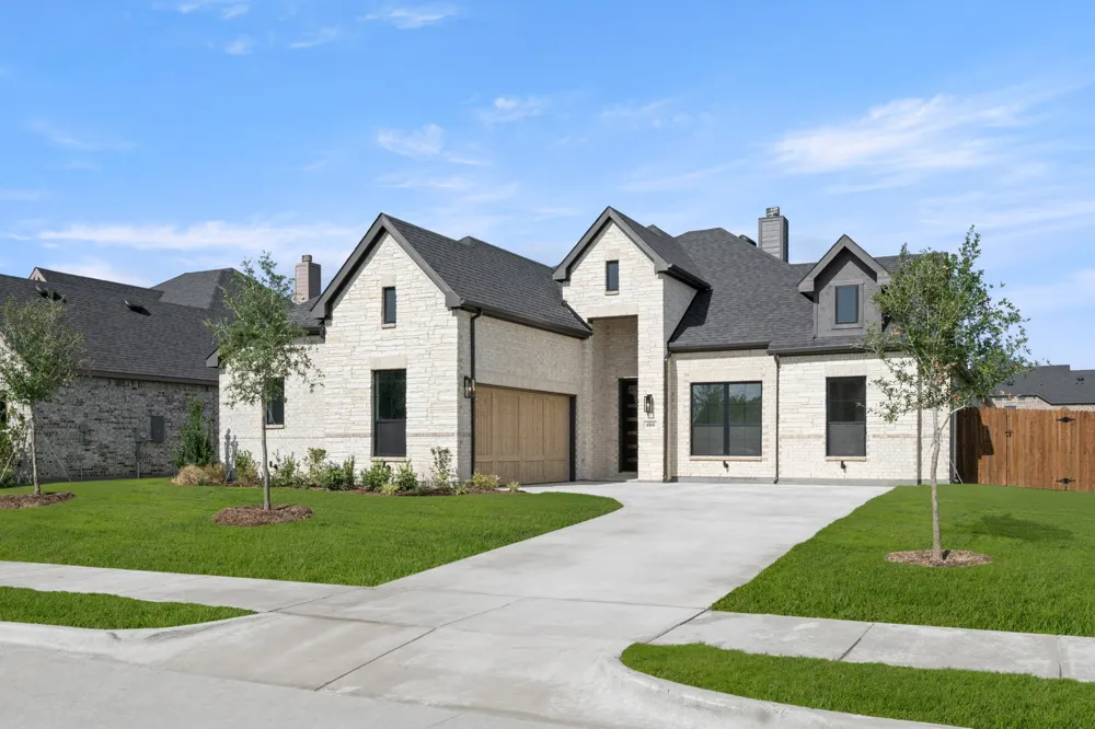 4801 Nomad Drive Midlothian, TX 76065