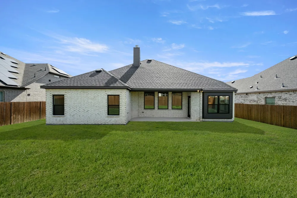 4801 Nomad Drive Midlothian, TX 76065