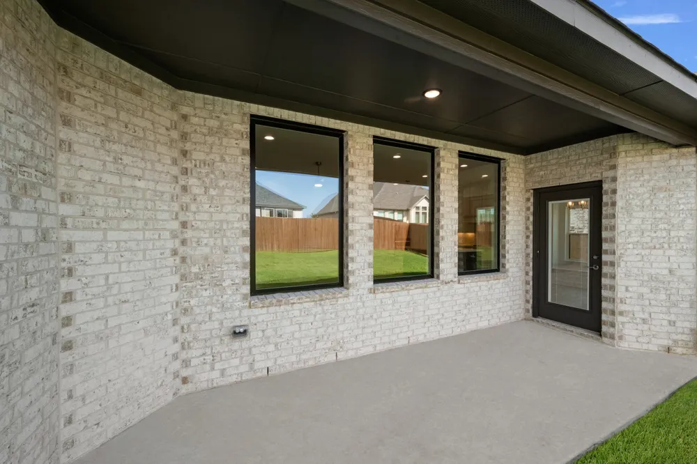 4801 Nomad Drive Midlothian, TX 76065
