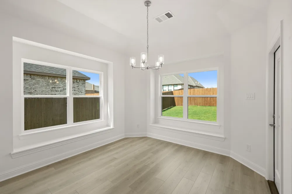 4801 Nomad Drive Midlothian, TX 76065