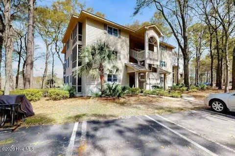 217 Clubhouse Road #2