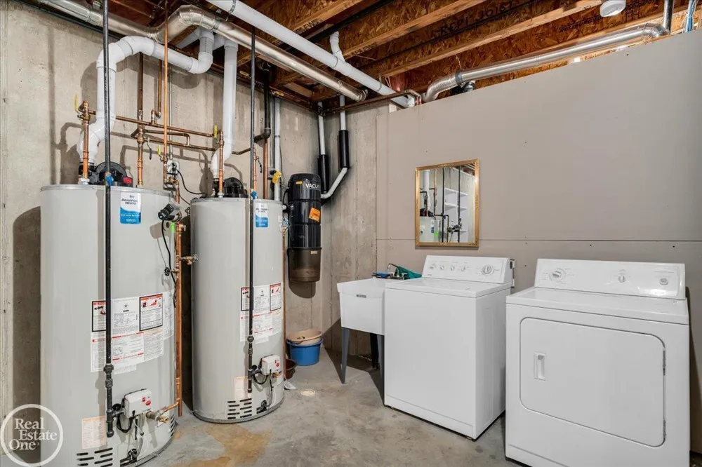 4326 Gratiot Avenue Port Huron City, MI 48060