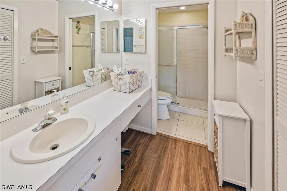 STONE WAY Estero, FL 33928