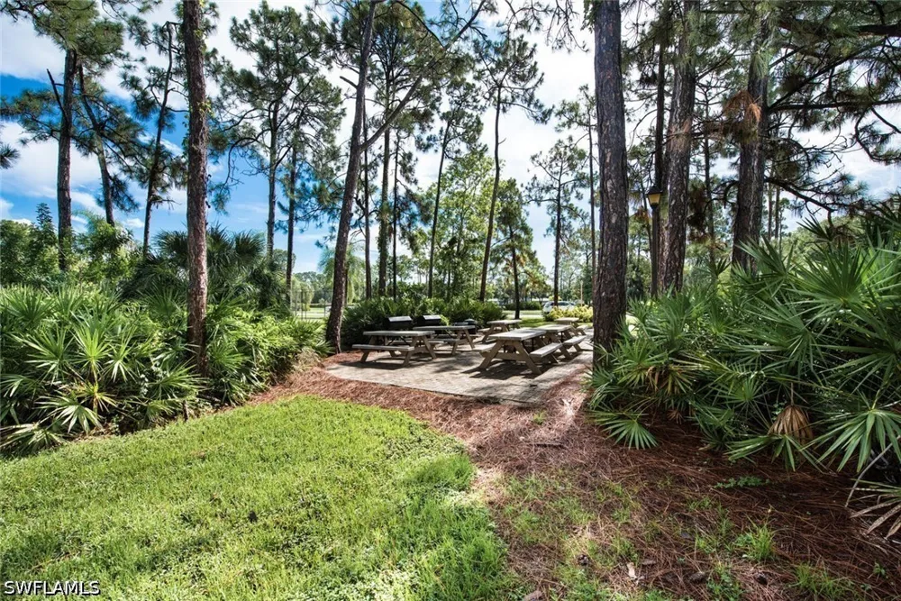 STONE WAY Estero, FL 33928