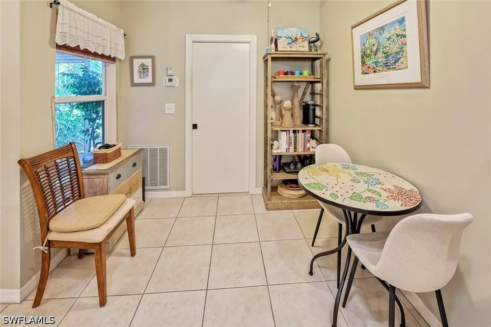 STONE WAY Estero, FL 33928