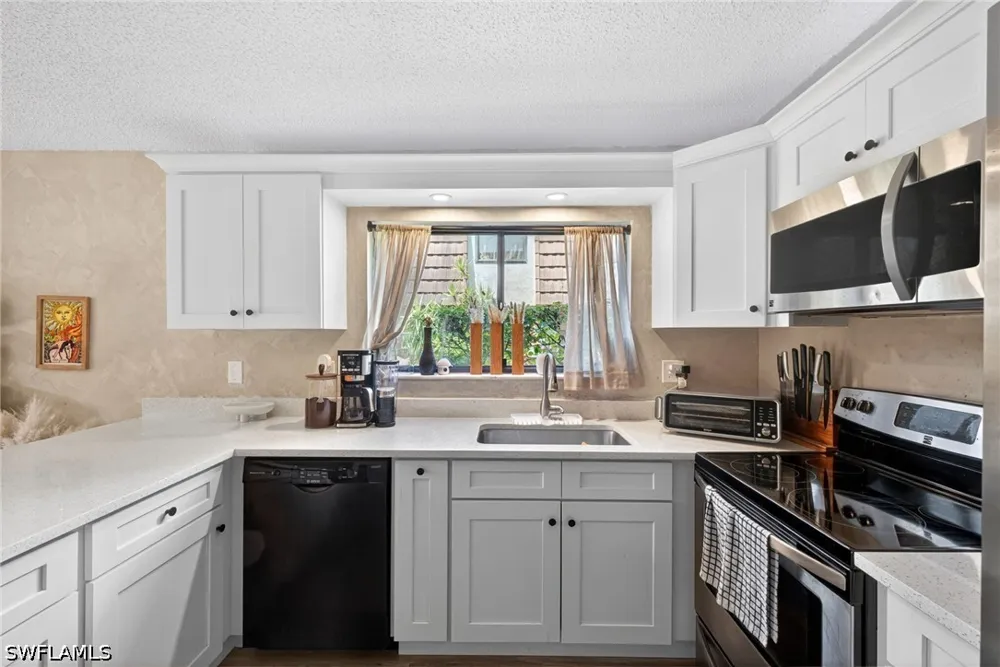 Park Shore Circle #3 Fort Myers, FL 33901