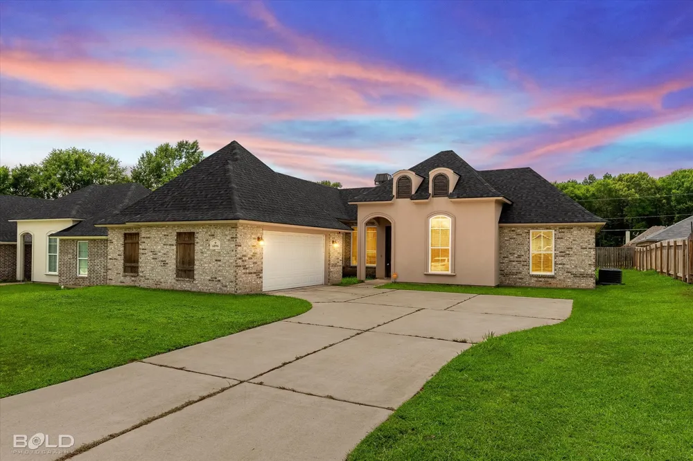 6896 Bethany Reed Circle Blanchard, LA 71107