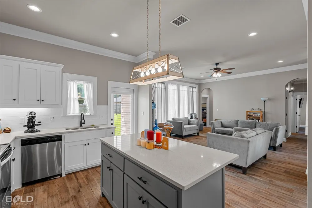 6896 Bethany Reed Circle Blanchard, LA 71107