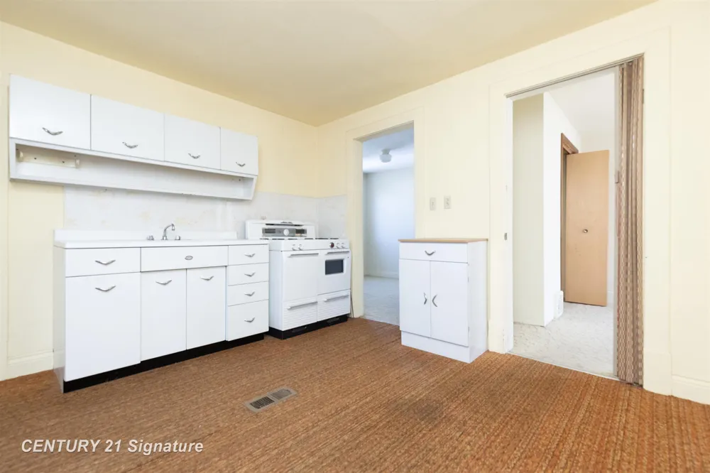 706 S Lincoln Street Bay City City, MI 48708