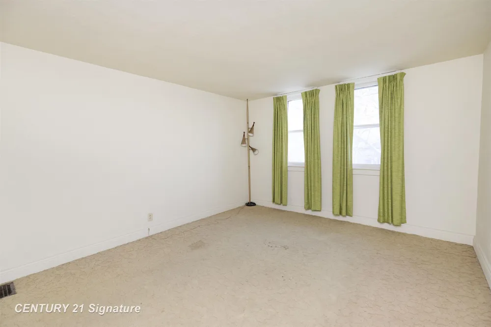 706 S Lincoln Street Bay City City, MI 48708