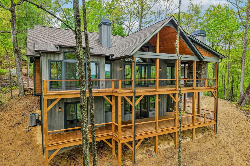 305 Easy Springs Road Sapphire, NC 28774