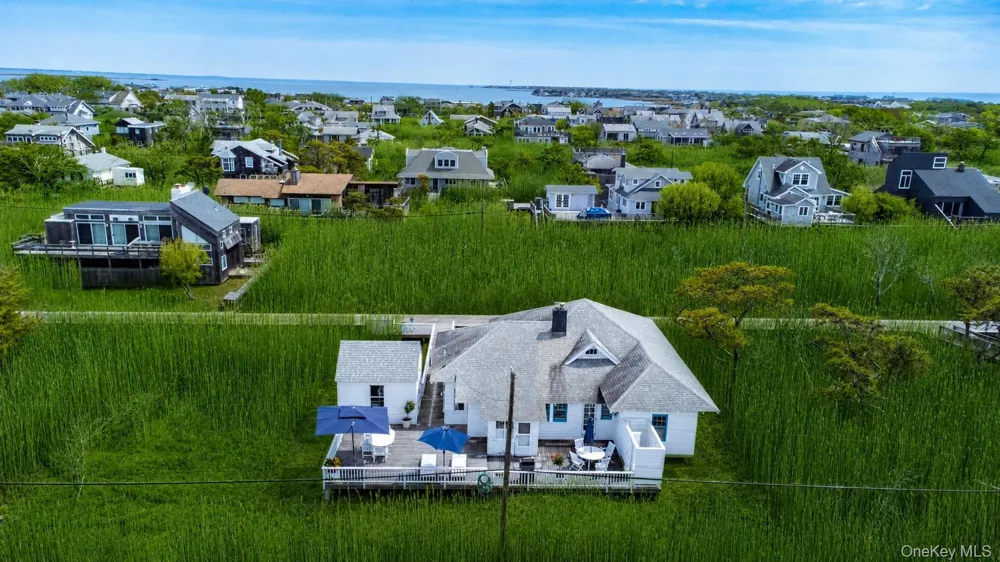 106 West Walk Saltaire, NY 11706