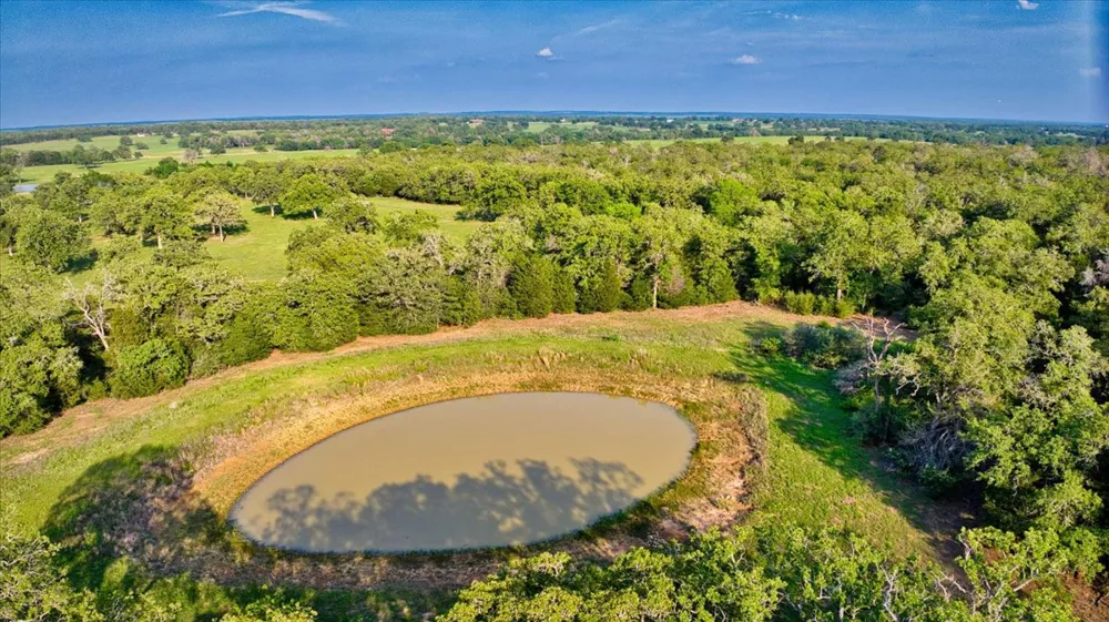 2095 County Road 442 Thrall, TX 76578