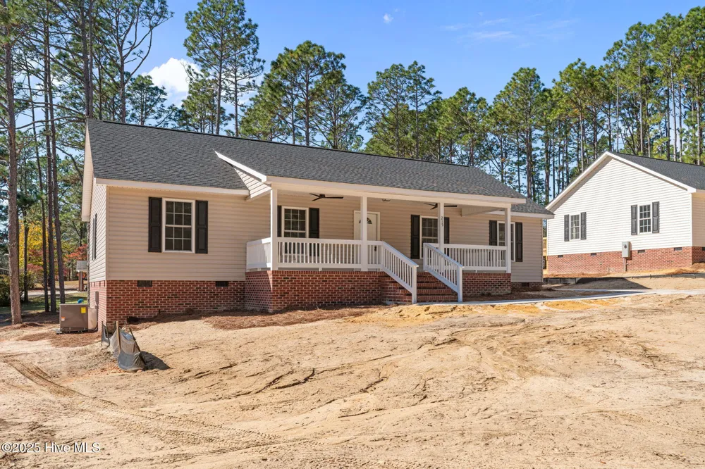 215 Beech Street Hamlet, NC 28345