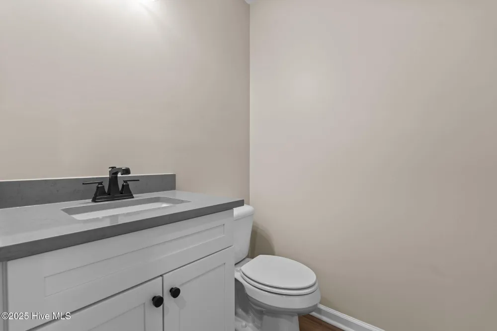 215 Beech Street Hamlet, NC 28345