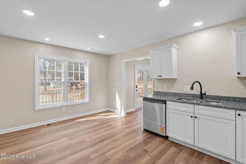 215 Beech Street Hamlet, NC 28345
