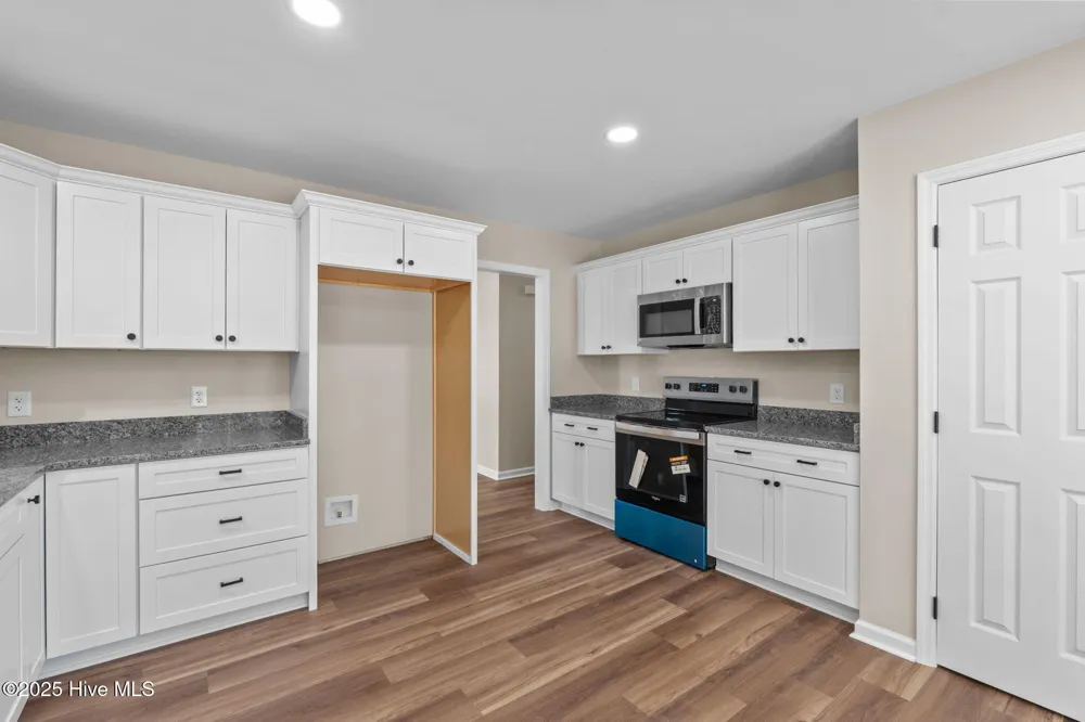 215 Beech Street Hamlet, NC 28345