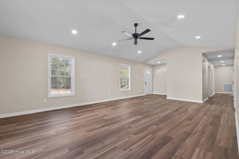 215 Beech Street Hamlet, NC 28345