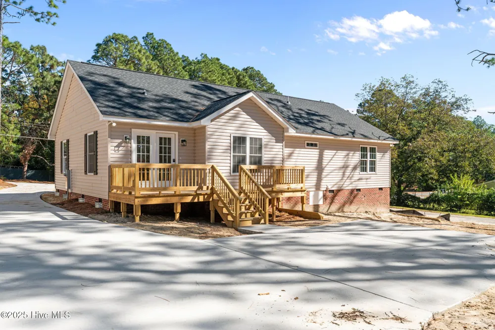 215 Beech Street Hamlet, NC 28345