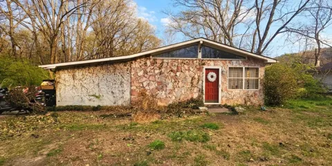 661 Long Street