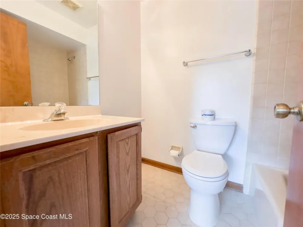 2193 KINGS CROSS STREET Titusville, FL 32796