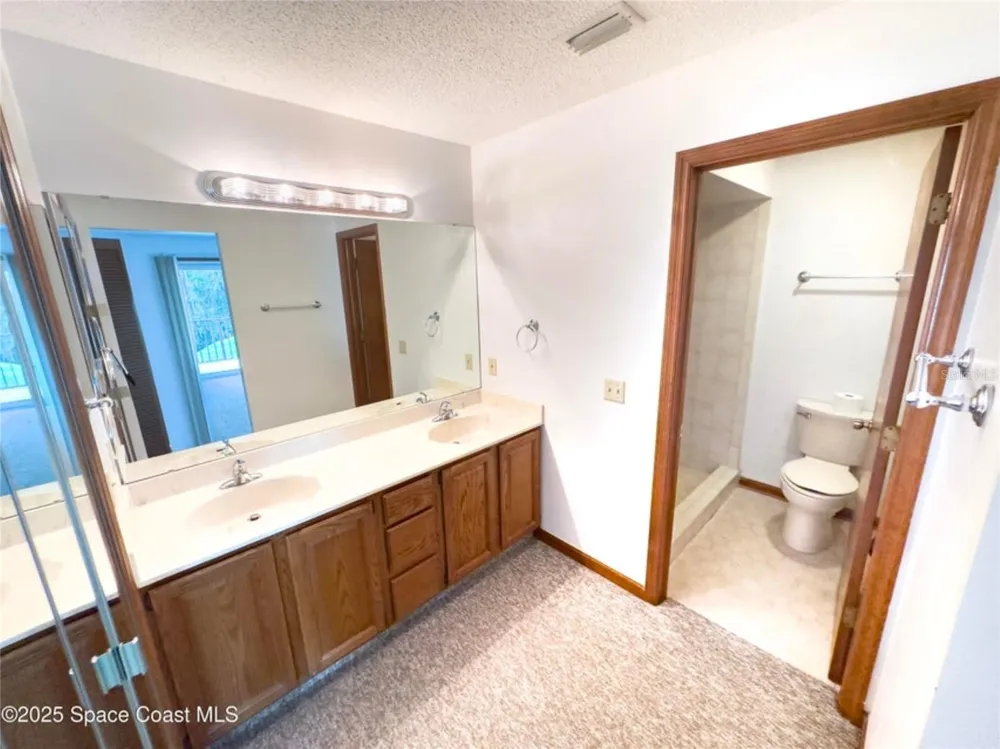 2193 KINGS CROSS STREET Titusville, FL 32796