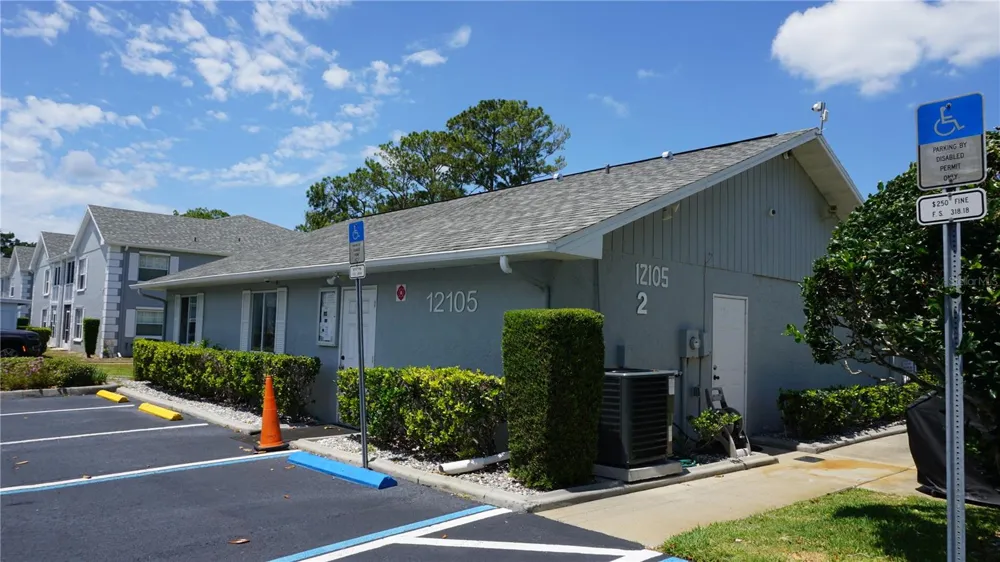 7713 HILLSIDE COURT #203 Hudson, FL 34667