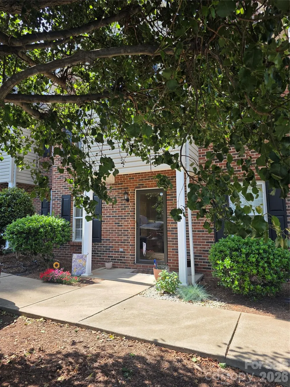 2240 15th Avenue NE #104 Hickory, NC 28601