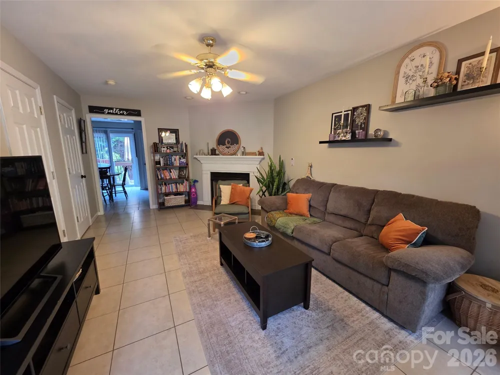 2240 15th Avenue NE #104 Hickory, NC 28601