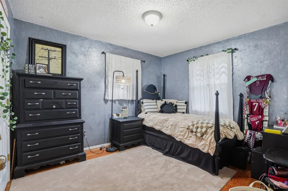 2182 Sunflower Road Paradise, TX 76073