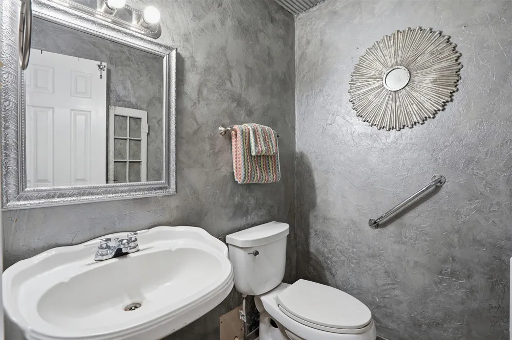 2182 Sunflower Road Paradise, TX 76073