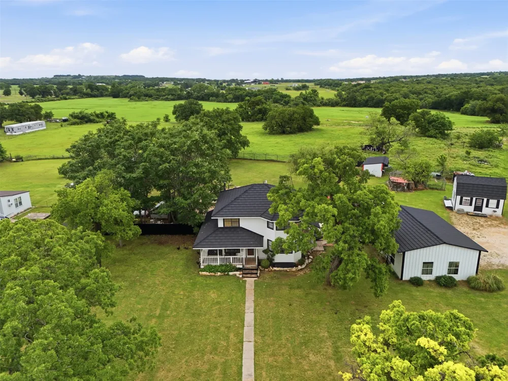 2182 Sunflower Road Paradise, TX 76073