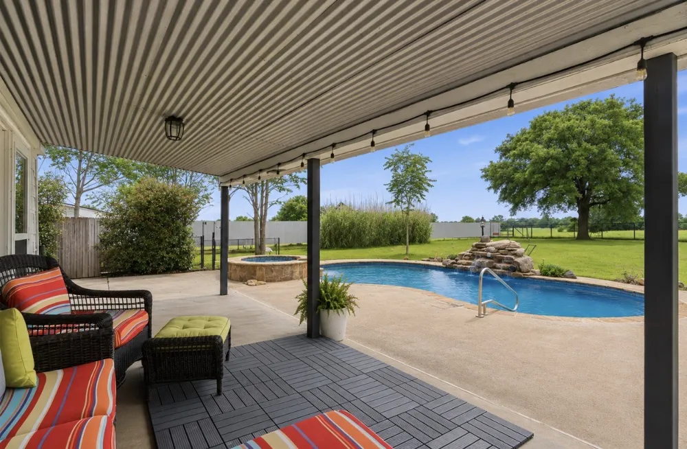 2182 Sunflower Road Paradise, TX 76073