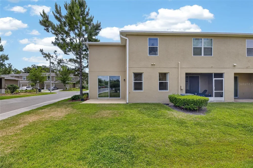 2130 BROADWAY VIEW AVENUE Brandon, FL 33510