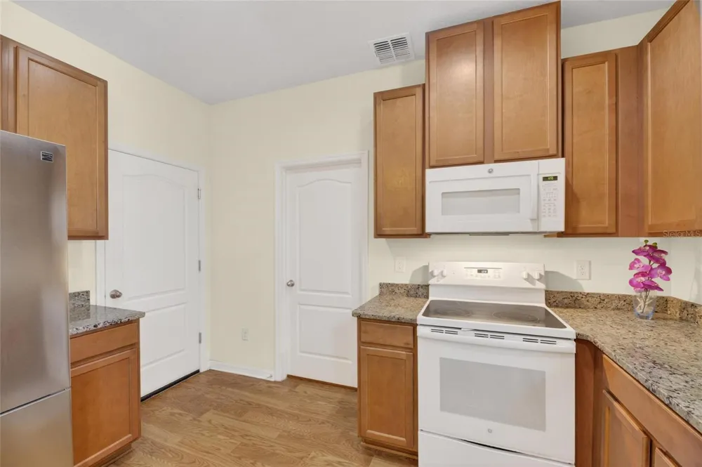 2130 BROADWAY VIEW AVENUE Brandon, FL 33510