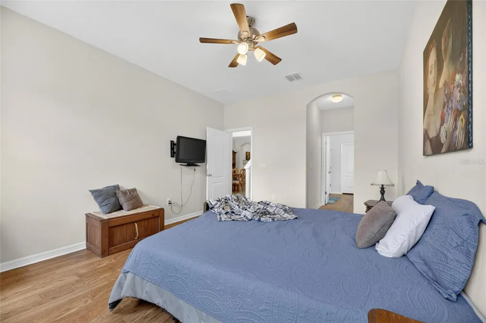 2130 BROADWAY VIEW AVENUE Brandon, FL 33510