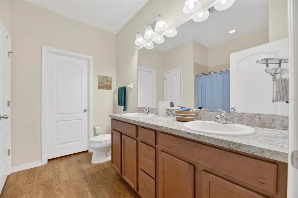 2130 BROADWAY VIEW AVENUE Brandon, FL 33510