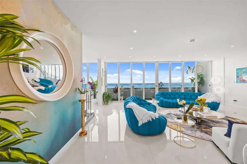 3307 AVE ISLA VERDE #PH Carolina, PR 00979
