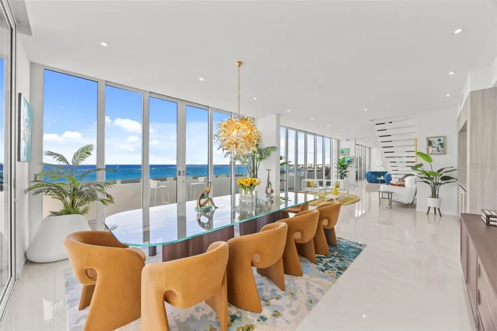3307 AVE ISLA VERDE #PH Carolina, PR 00979