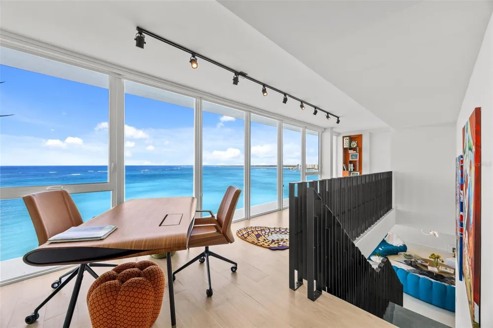 3307 AVE ISLA VERDE #PH Carolina, PR 00979