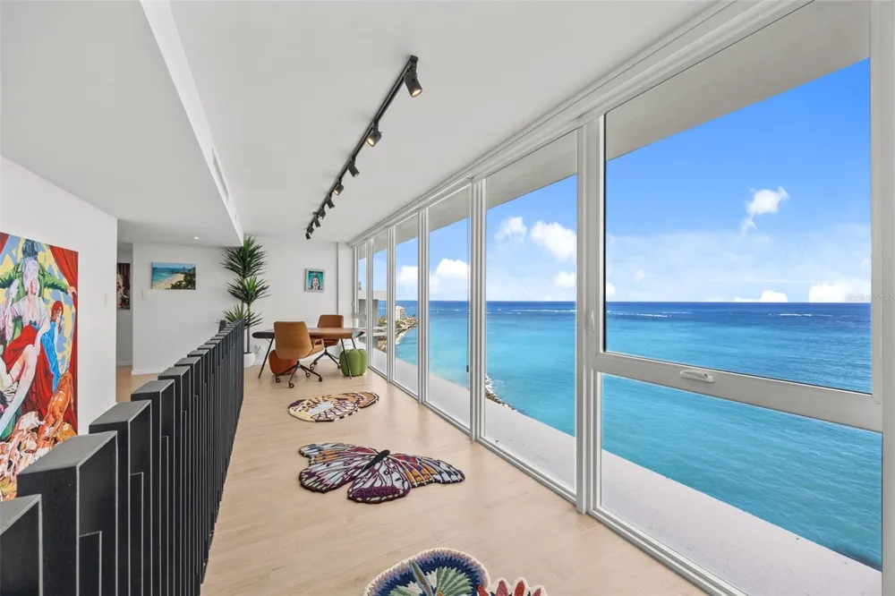 3307 AVE ISLA VERDE #PH Carolina, PR 00979