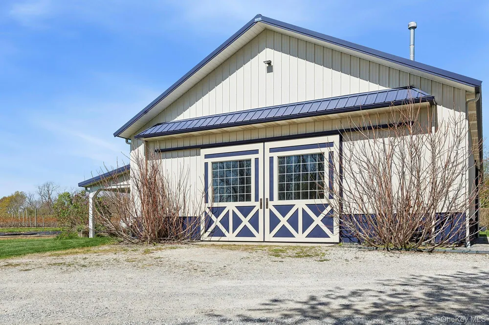46975 Main Road Southold, NY 11971