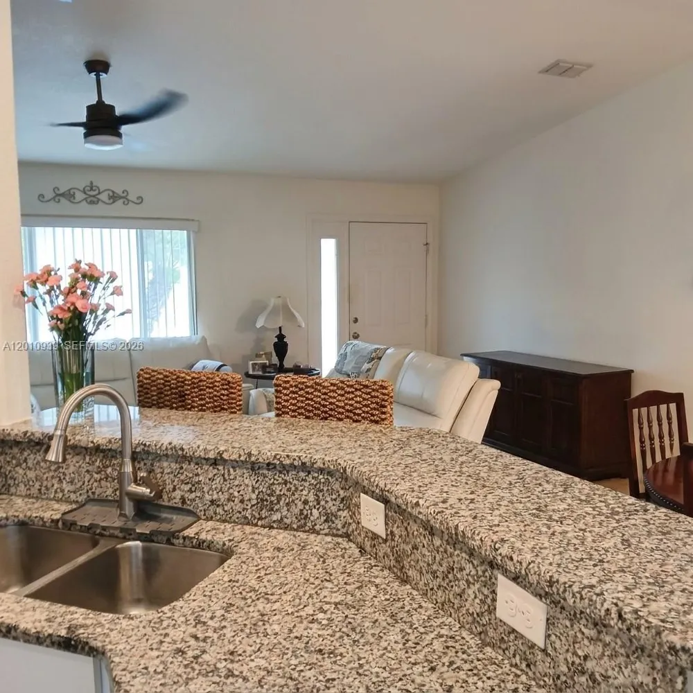 5880 SW 102 ocala, FL 34476