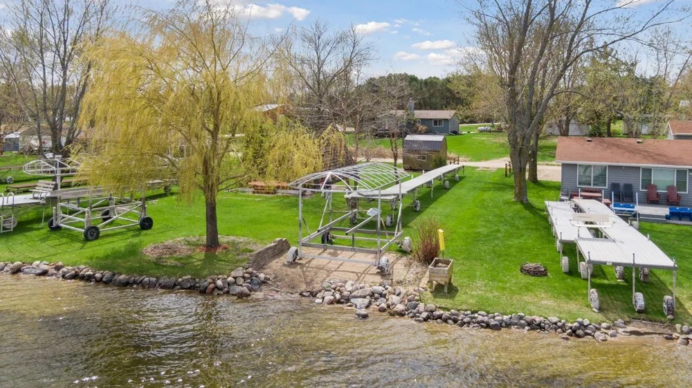 3677 Norris Avenue NW Annandale, MN 55302