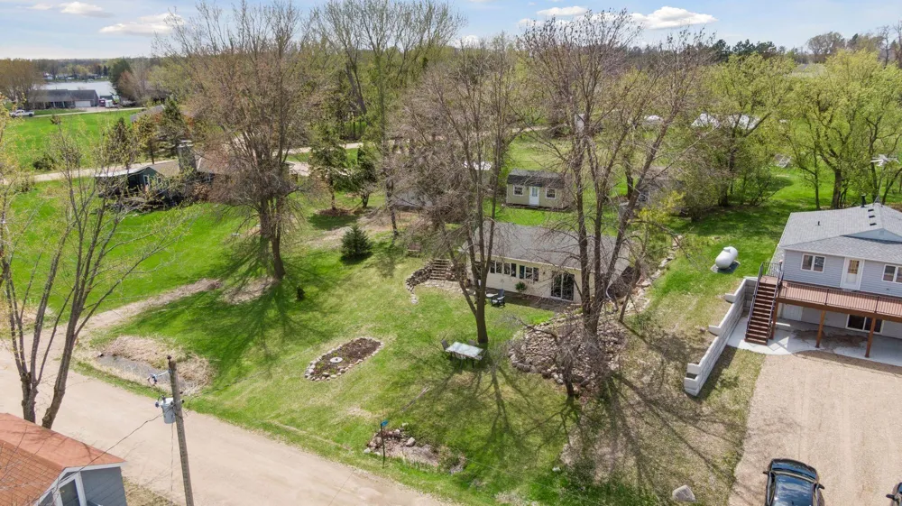3677 Norris Avenue NW Annandale, MN 55302