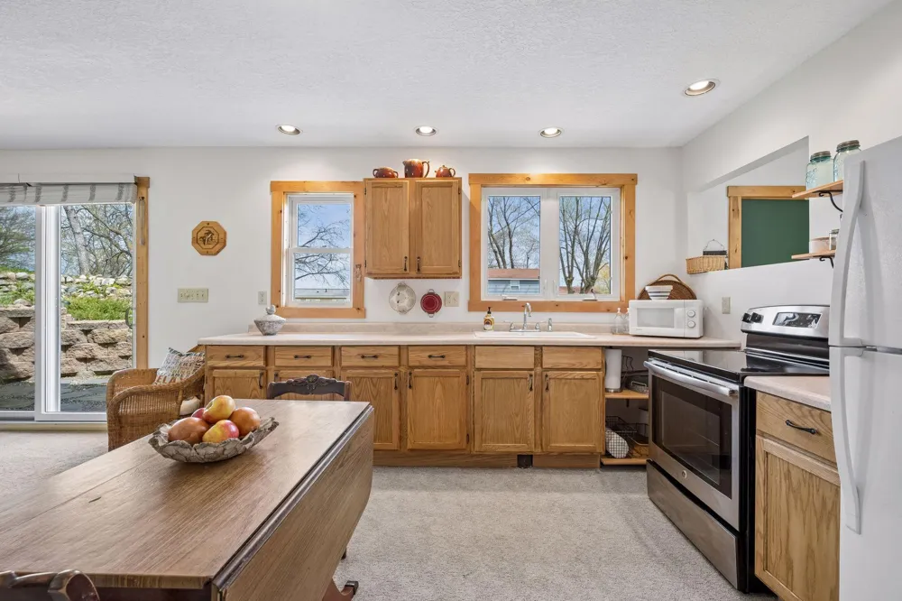 3677 Norris Avenue NW Annandale, MN 55302