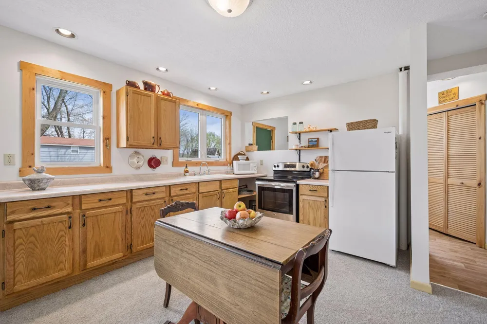 3677 Norris Avenue NW Annandale, MN 55302